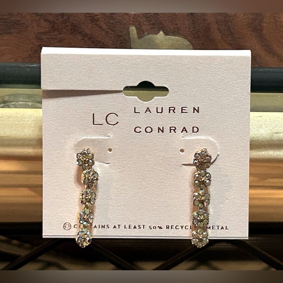 LC Lauren Conrad Crystal Flowers Drop Earrings. Brand New With Tags. - Picture 1 of 5